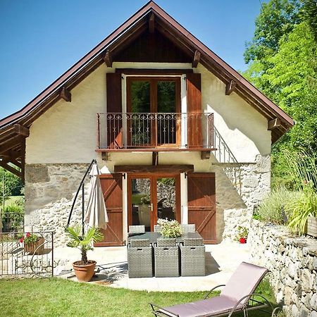Chambres D'Hotes Des Lodges De La Cascade Yenne エクステリア 写真