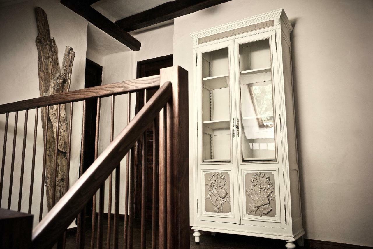 Chambres D'Hotes Des Lodges De La Cascade Yenne エクステリア 写真