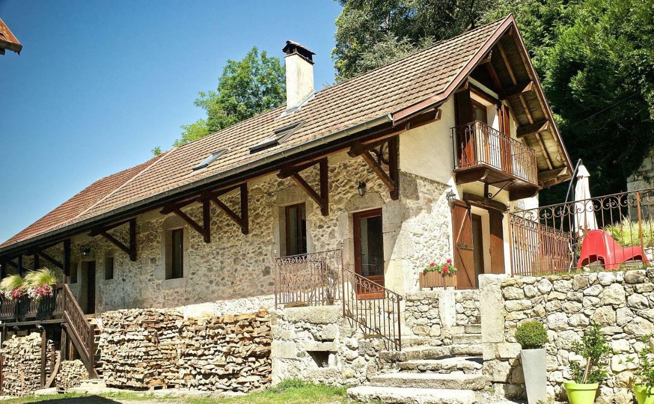 Chambres D'Hotes Des Lodges De La Cascade Yenne エクステリア 写真