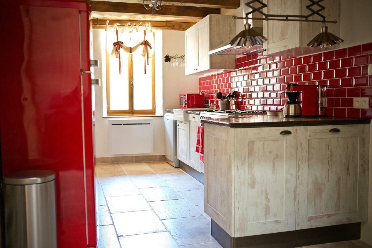 Chambres D'Hotes Des Lodges De La Cascade Yenne エクステリア 写真